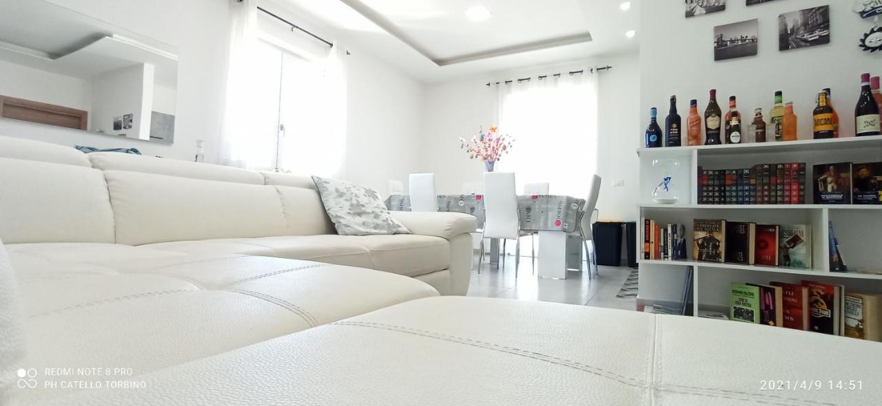 La Villa Degli Dei: Private Oasis with Garden Retreat and Complimentary Shuttle Castellammare di Stabia Exterior photo