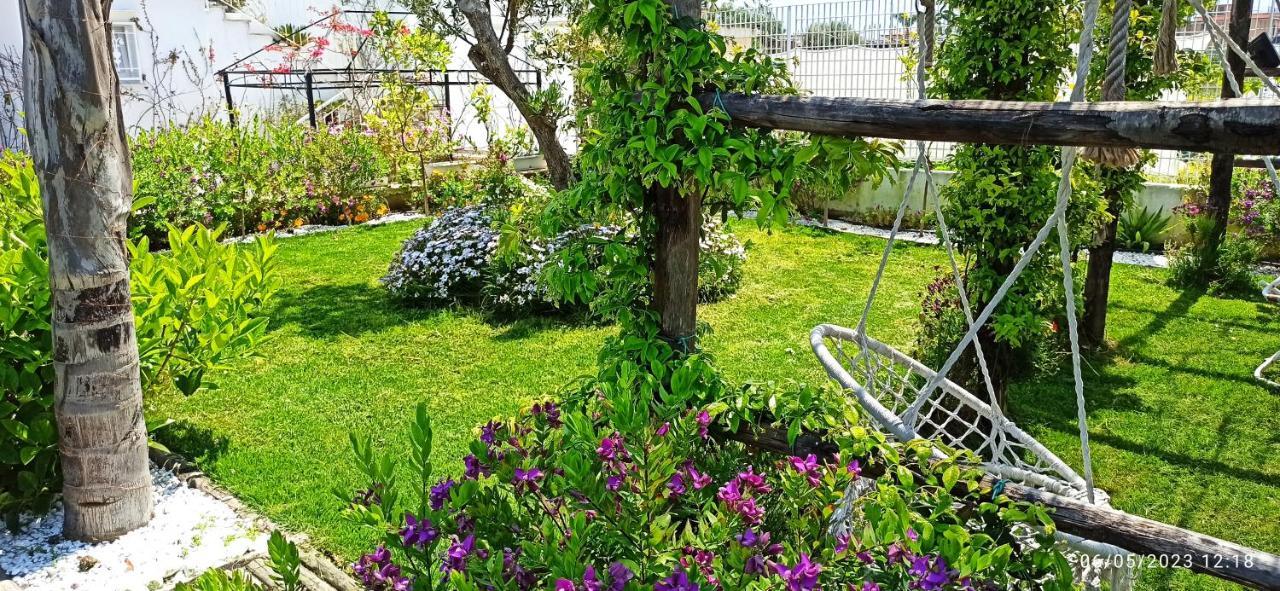 La Villa Degli Dei: Private Oasis with Garden Retreat and Complimentary Shuttle Castellammare di Stabia Exterior photo