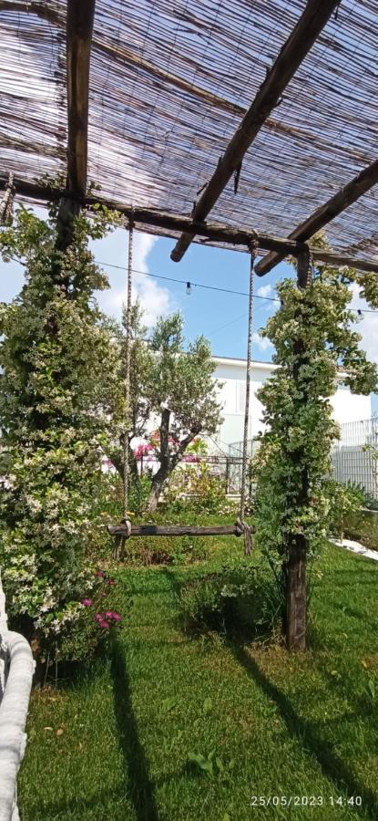 La Villa Degli Dei: Private Oasis with Garden Retreat and Complimentary Shuttle Castellammare di Stabia Exterior photo